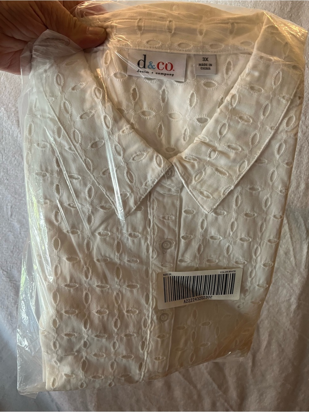 d&co. White Eyelet Button-Front Blouse - Picture 7 of 7